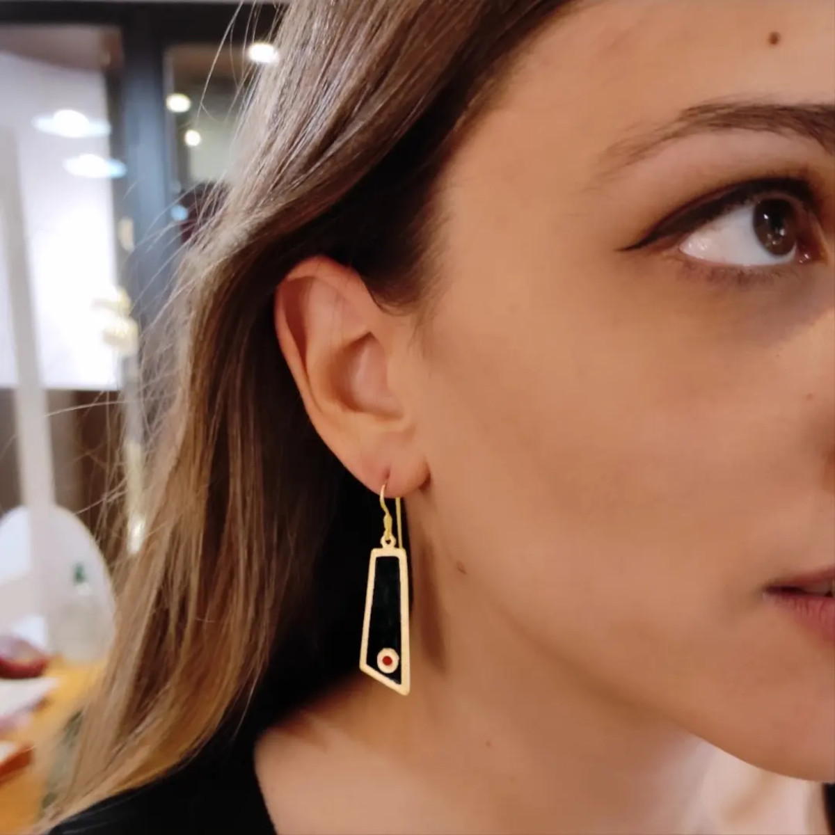 Orecchini artigianali con carta giapponese chiyogami in fantasia floreale blu argento e oro - Unico fatto a mano