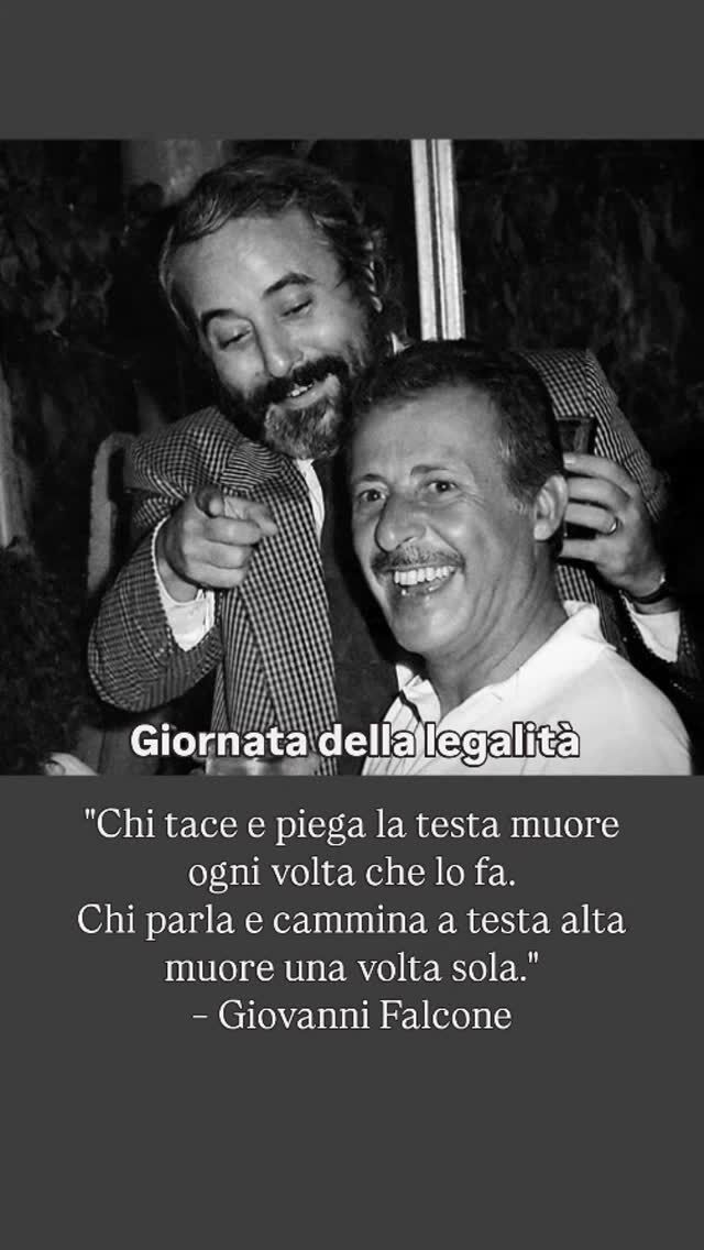 23 maggio – Giornata della Legalità.  Non dimentichiamo chi ha avuto il coraggio di alzare la testa.  "Chi tace e piega la testa muore ogni volta che lo fa. Chi parla e cammina a testa alta muore una volta sola." – Giovanni Falcone  La legalità vive nel coraggio di chi sceglie di non tacere.  #GiornataDellaLegalità
#23Maggio
#GiovanniFalcone
#PaoloBorsellino
#Legalità
#Memoria
#MaiDimenticare
#Giustizia
#EroiDelNostroTempo
#FalconeEBorsellino
#LeLoroIdeeCamminano
#ResistenzaCivile
#EducazioneAllaLegalità
#VeritàEGiustizia