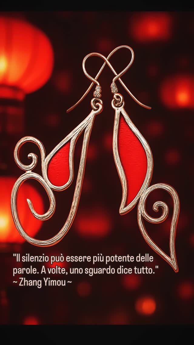 ✨ Orecchini artigianali "Lanterne Rosse".  “Il silenzio può essere più potente delle parole. A volte, uno sguardo dice tutto.” – Zhang Yimou  Ispirati al film Lanterne Rosse, questi orecchini raccontano una storia antica di femminilità, forza e silenzio che parla.  Il rosso non è solo colore.
È voce taciuta, è passione trattenuta, è luce che resiste.  🌹 Argento e smalto rosso, come una lanterna accesa nella notte.  🌐 www.raffaellagioielli.it  #LanterneRosse #ZhangYimou #GioielliArtigianali #MadeInItaly #OrecchiniArtigianali #Argento925 #MinimalismoEmotivo #LuceNelSilenzio #GioielloConStoria #DesignIspirato